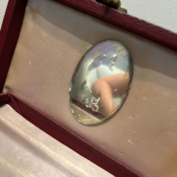 Vintage 50s Leatherette Jewelry Box Burgundy, Satin Lined, Mirror Two-Tiers - Picture 8 of 10